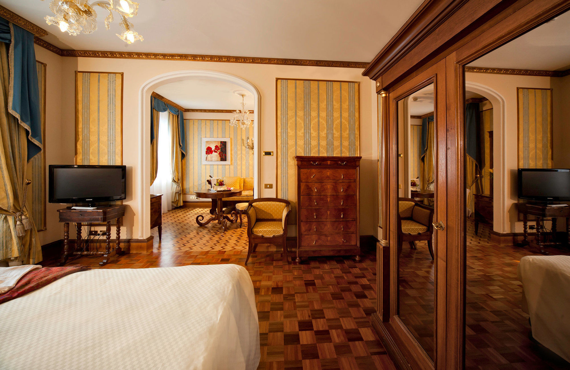 Due Torri Hotel Verona Luaran gambar