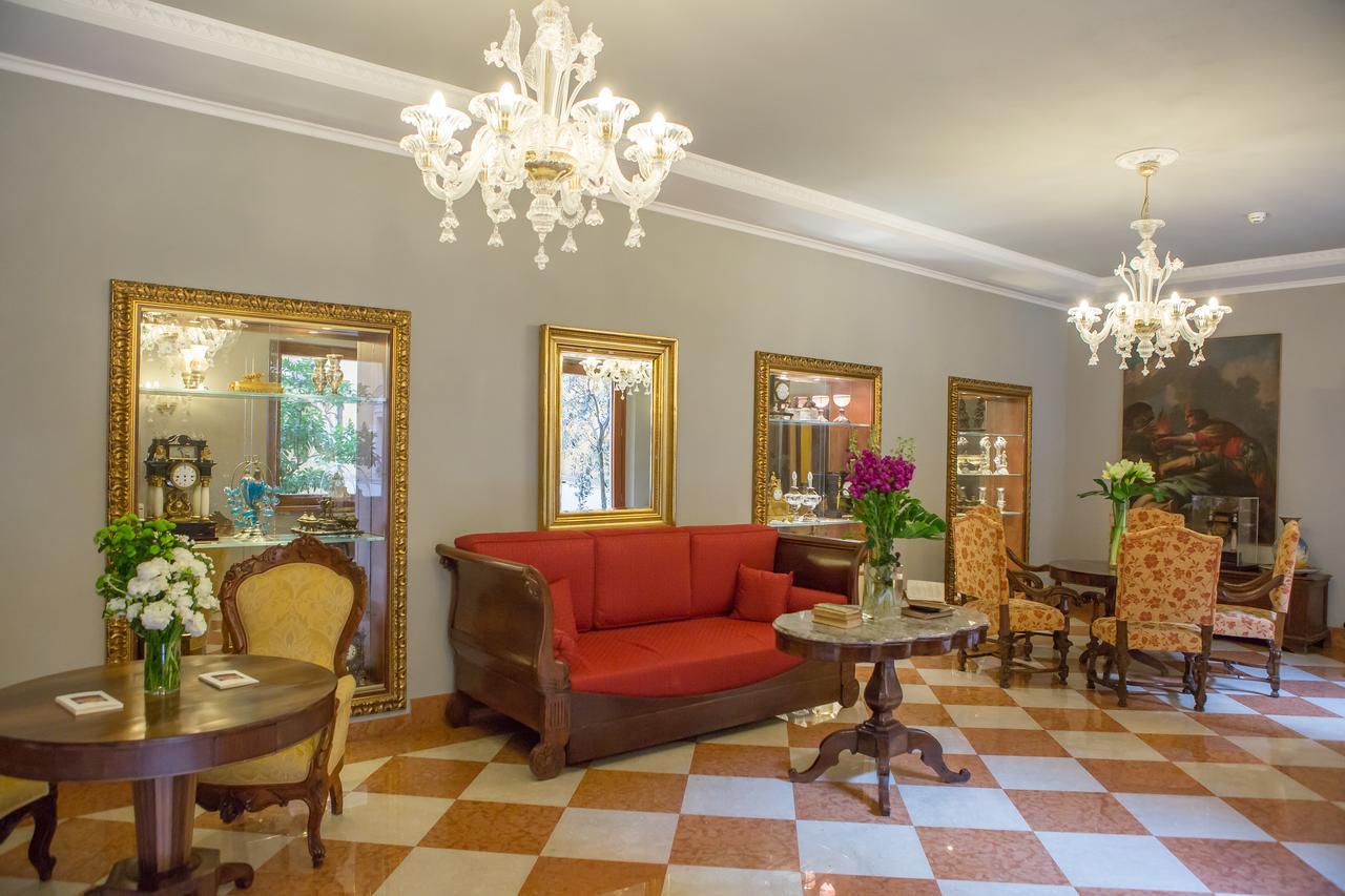 Due Torri Hotel Verona Luaran gambar